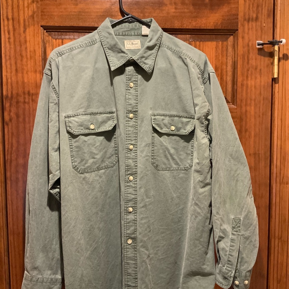 Men’s L.L. Bean shirt  size large